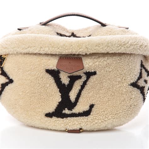 louis vuitton bumbag teddy